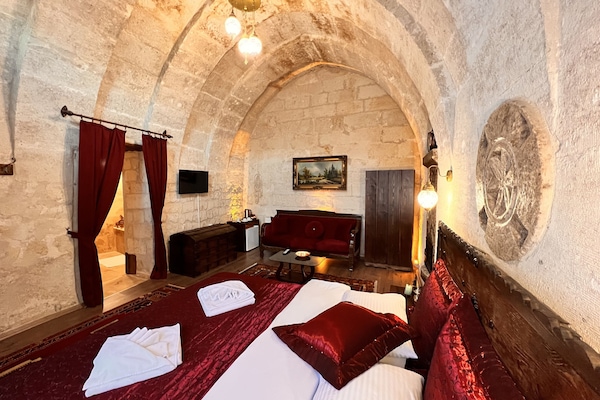 Ropa de cama hipoalergénica, minibar y decoración personalizada