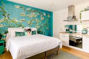 1 chambre, fer et planche à repasser, Wi-Fi gratuit, draps fournis