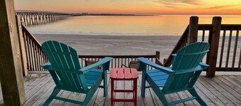 Escape at Treasure Island, On The Beach at San Luis Pass!
