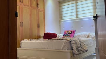 4 bedrooms, premium bedding, pillow-top beds, individually decorated