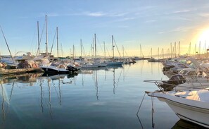 Marina - CENTRAL renovated VILLA... so CLOSE to the SEA ! (Sainte-Maxime)