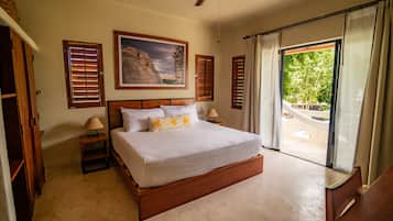 Room, 1 King Bed, Pool View