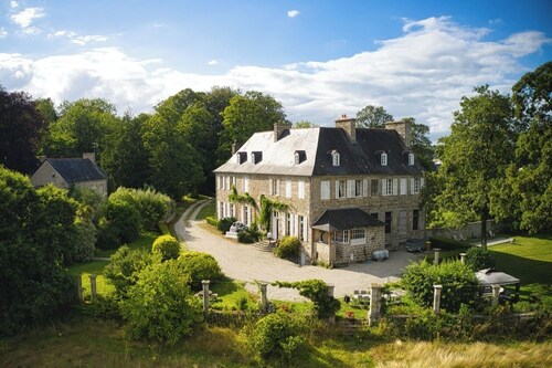 Roz Maria Estate – Manor & Large Gîte for 32, Ideal for Weddings & Seminars