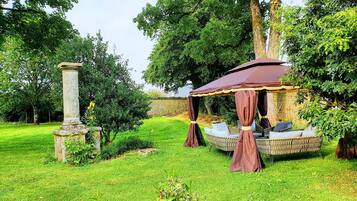 Enceinte de lâhĂ©bergement