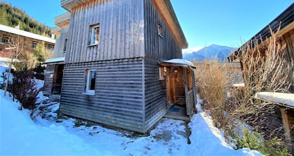 EXCLUSIVE Chalet at over 1250m +STEAM-bath +NETFLIX +very Cozy!!