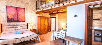 Palazzo Malfatti- Superior penthouse with two bedrooms for 6 people