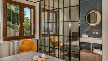 6 Schlafzimmer, Schreibtisch, kostenloses WLAN, Bettwäsche