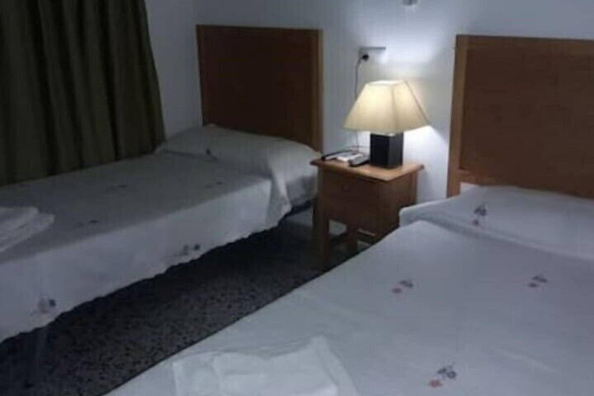 Basic Twin Room, Multiple Bedrooms