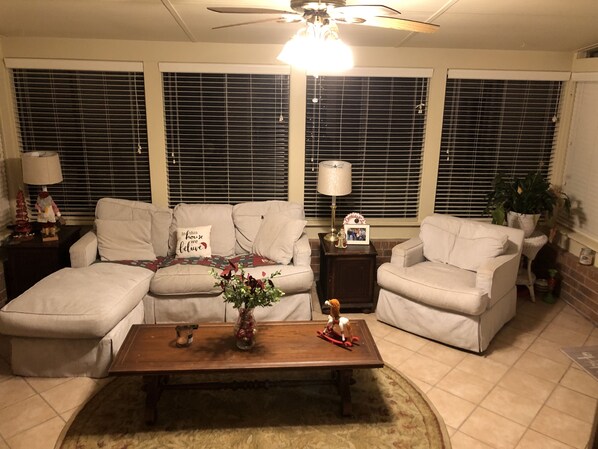 Smart TV - Masters Rental - walk to golf course - 4 bedrooms updated (Augusta)