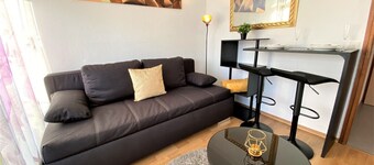 EXCLUSIVES Apartment in BESTLAGE +NETFLIX +BOXSPRING-SofaBett =sehr gemütlich!!