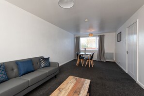 Smart TV - Toast Lettings | Cosy 3 bedroom home in Stockton on Tees  (Stockton-on-Tees)