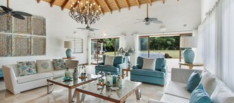 Luxurious 5-bdr villa at Casa de Campo