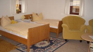 3 Schlafzimmer, Bügeleisen/Bügelbrett, Reisekinderbett, kostenloses WLAN