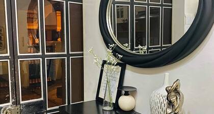 **Newly Renovated - 4BR AC, WIFI - Near Alabang