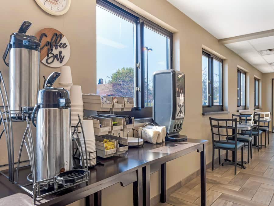 Dagelijks continentaal ontbijt inbegrepen