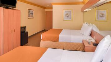 Caja de seguridad en la habitación y decoración personalizada