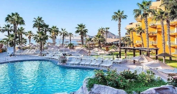 Outdoor pool, a heated pool