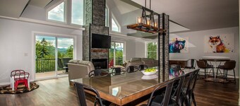 Luxury 3700 sf Home with Mountain Views, Hot Tub, Sauna, Game Room