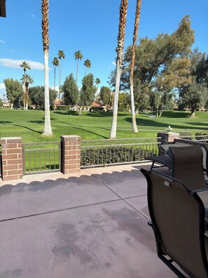 Terrace/patio - Quite, relaxing and comfortable (Palm Desert)