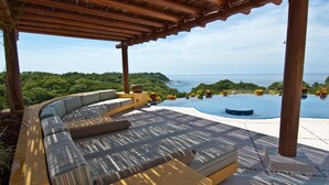 Villa, Multiple Beds (2015 - Casa Map) | Balcony