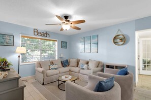 Smart TV, fireplace, offices