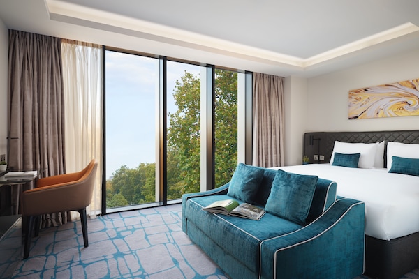 Dao Studio Park View | 2 bedrooms, premium bedding, in-room safe, desk