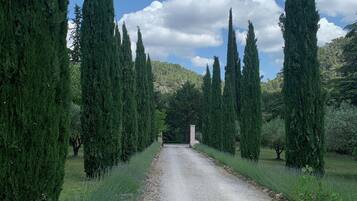Enceinte de lâhĂ©bergement