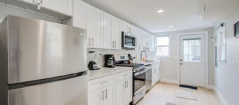 Annapolis Downtown Entire Townhome 3 bed 6 guests