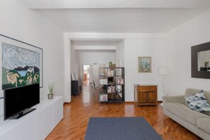 Smart-TV, Bücher