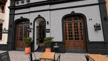 Fachada del alojamiento