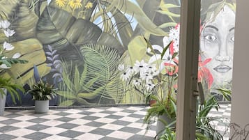 Compact Room (Twin), Private Bathroom | 免費 Wi-Fi、床單
