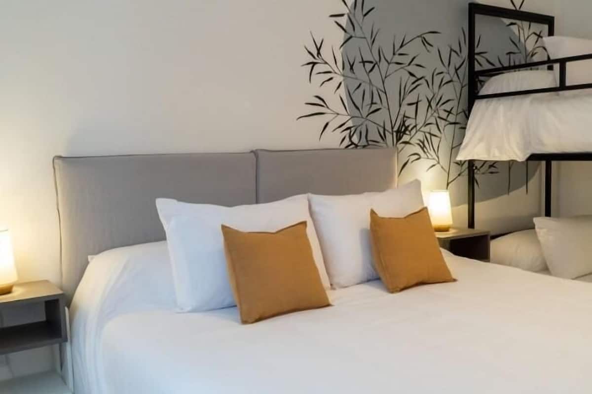 Wifi gratis y ropa de cama