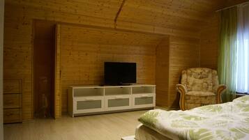 3 Schlafzimmer, Bügeleisen/Bügelbrett, kostenloses WLAN, Bettwäsche