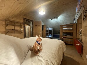 5 bedrooms, iron/ironing board, travel cot, free WiFi