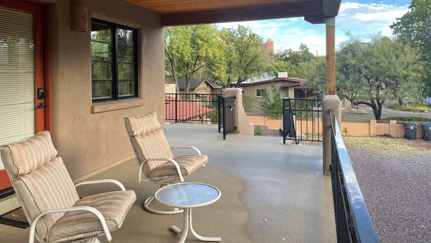 Terrace/patio - SEDONA: Studio/Loft in desirable West Sedona. (Sedona)