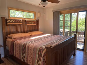 1 bedroom, free WiFi, bed sheets - SEDONA: Studio/Loft in desirable West Sedona. (Sedona)