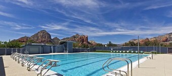 SEDONA: Studio/Loft in desirable West Sedona.