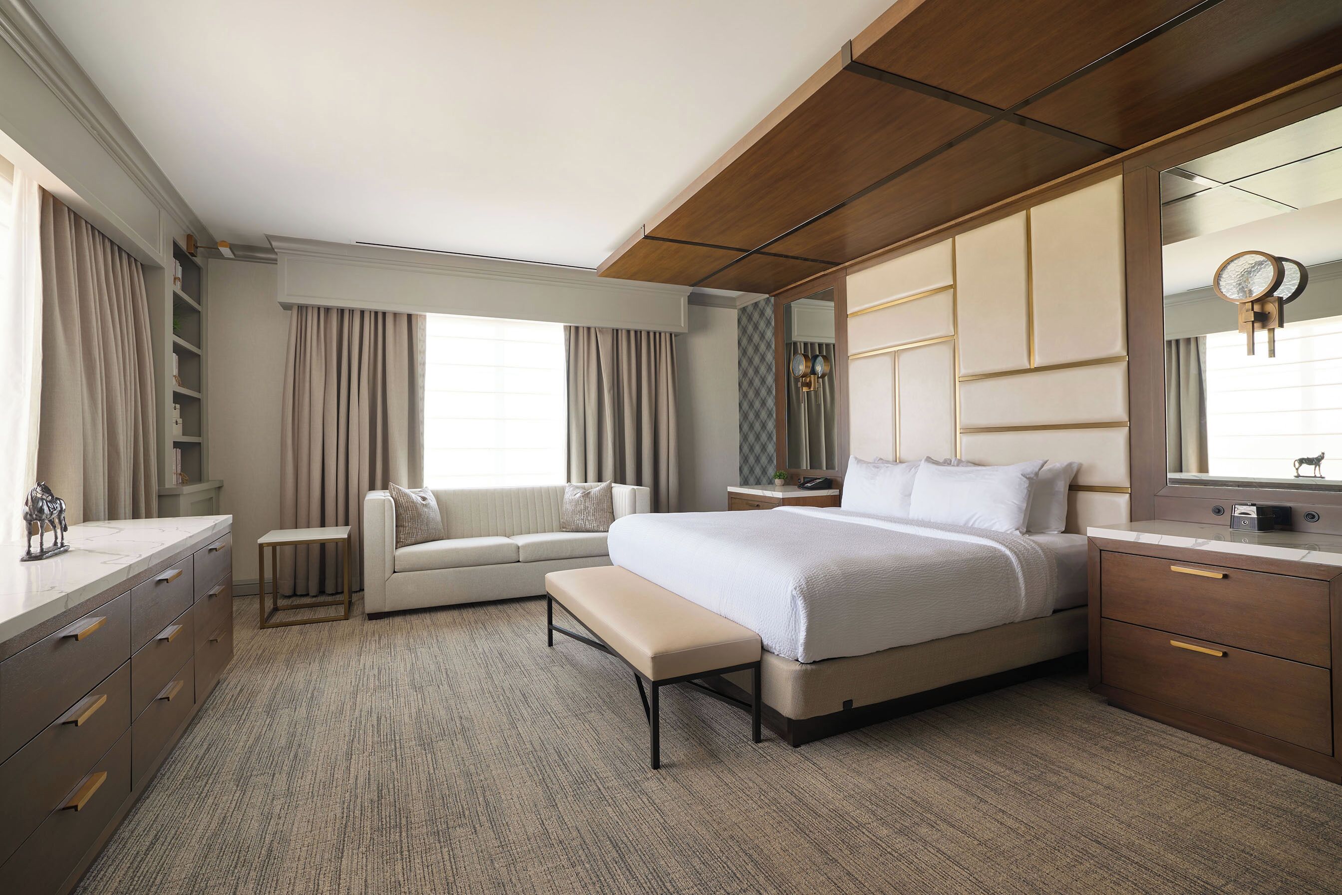 書桌、筆電工作空間、隔音、免費無線上網