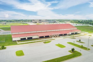 Exterior - Oak Grove Racing Gaming & Hotel (Oak Grove)