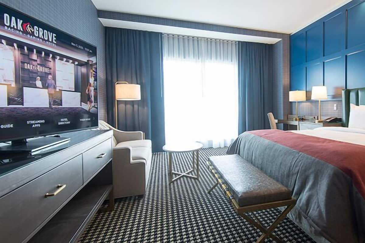 Executive Room, 1 King Bed, Accessible