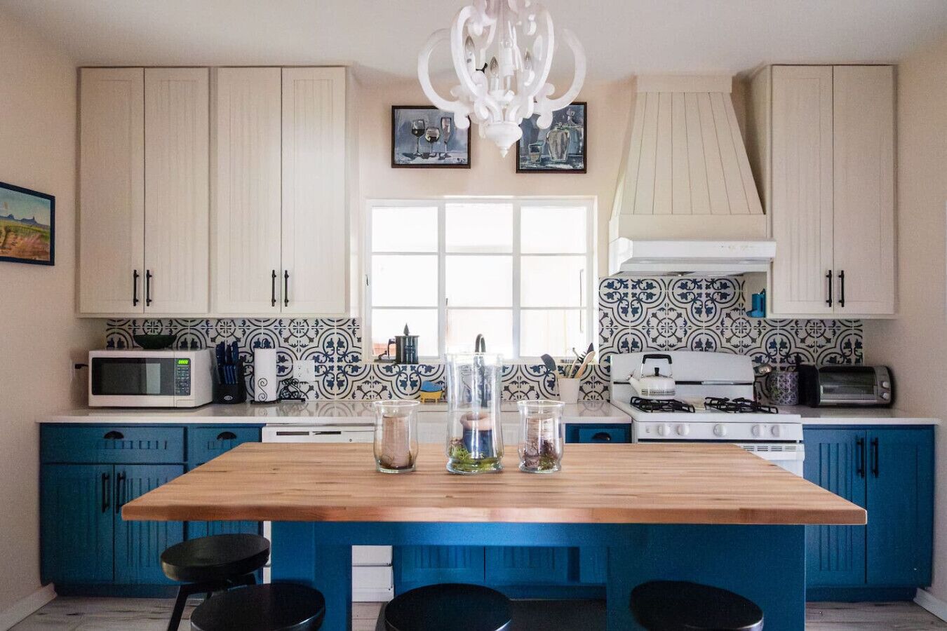 冰箱、微波炉、烤箱、炉灶