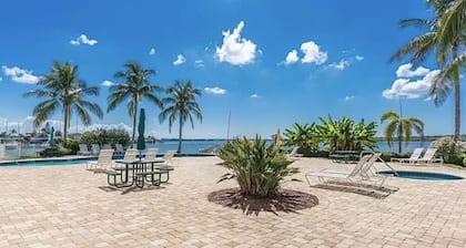 Waterfront Boca Ciega Resort and Condo