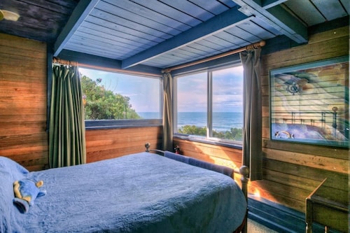 Oceanfront Oasis The Tide Pool No Cleaning Fees