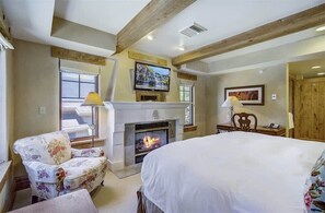 3 soverom, skrivebord for bærbar PC, strykejern/-brett og sengetøy