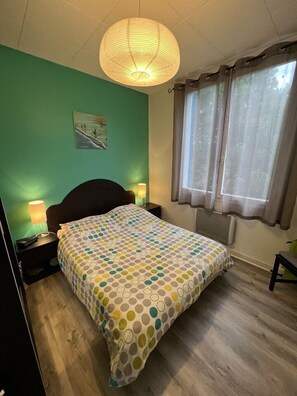 3 Schlafzimmer, BĂŒgeleisen/BĂŒgelbrett