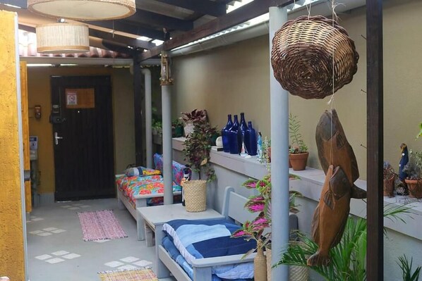 Smart TV 0 polegadas com canais a cabo