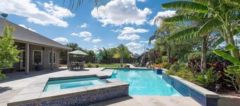 A Relaxing Retreat with Pool and Heated Jacuzzi near Sequoia Parks