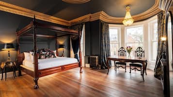 Presidential Room | Premium bedding, individually decorated, individually furnished, desk