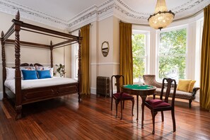 Luxury Room - The Harrison Chambers of Distinction (Belfast)