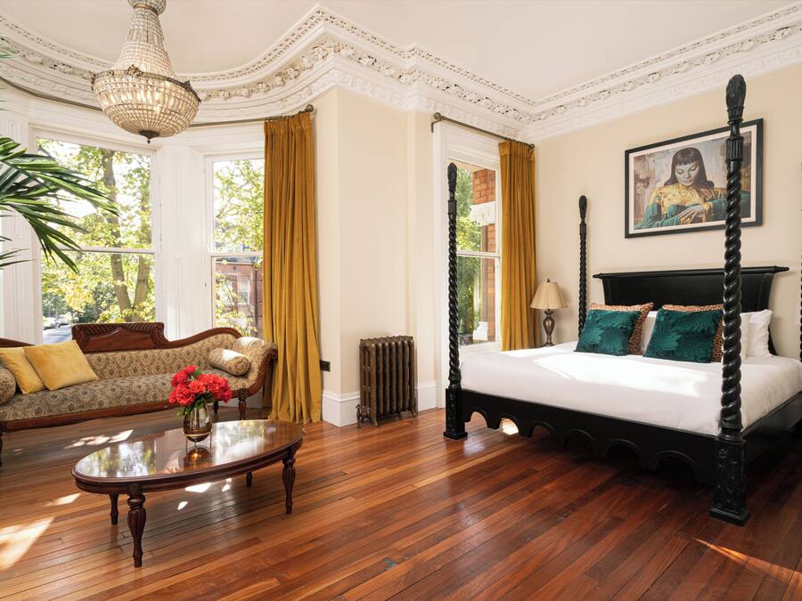 Luxury Room | Premium bedding, individually decorated, individually furnished, desk